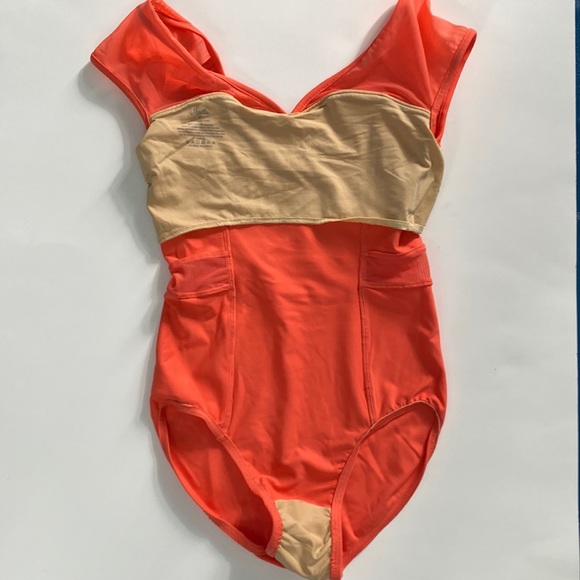 Mirella Leotard, EUC, Petite Adult - Picture 6 of 6